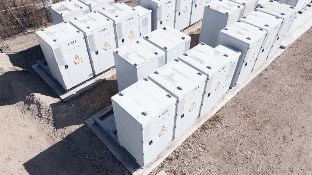 Luftaufnahme eines Großspeichersystems in Racksystem-Bauweise bei den Stadtwerken Dinslaken